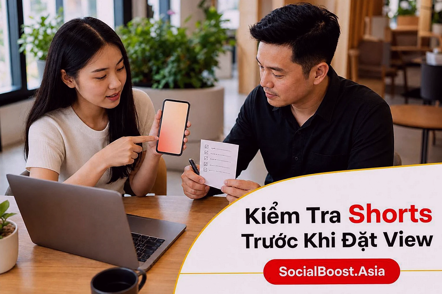 Người làm nội dung Việt Nam kiểm tra video trước khi mua view Shorts YouTube